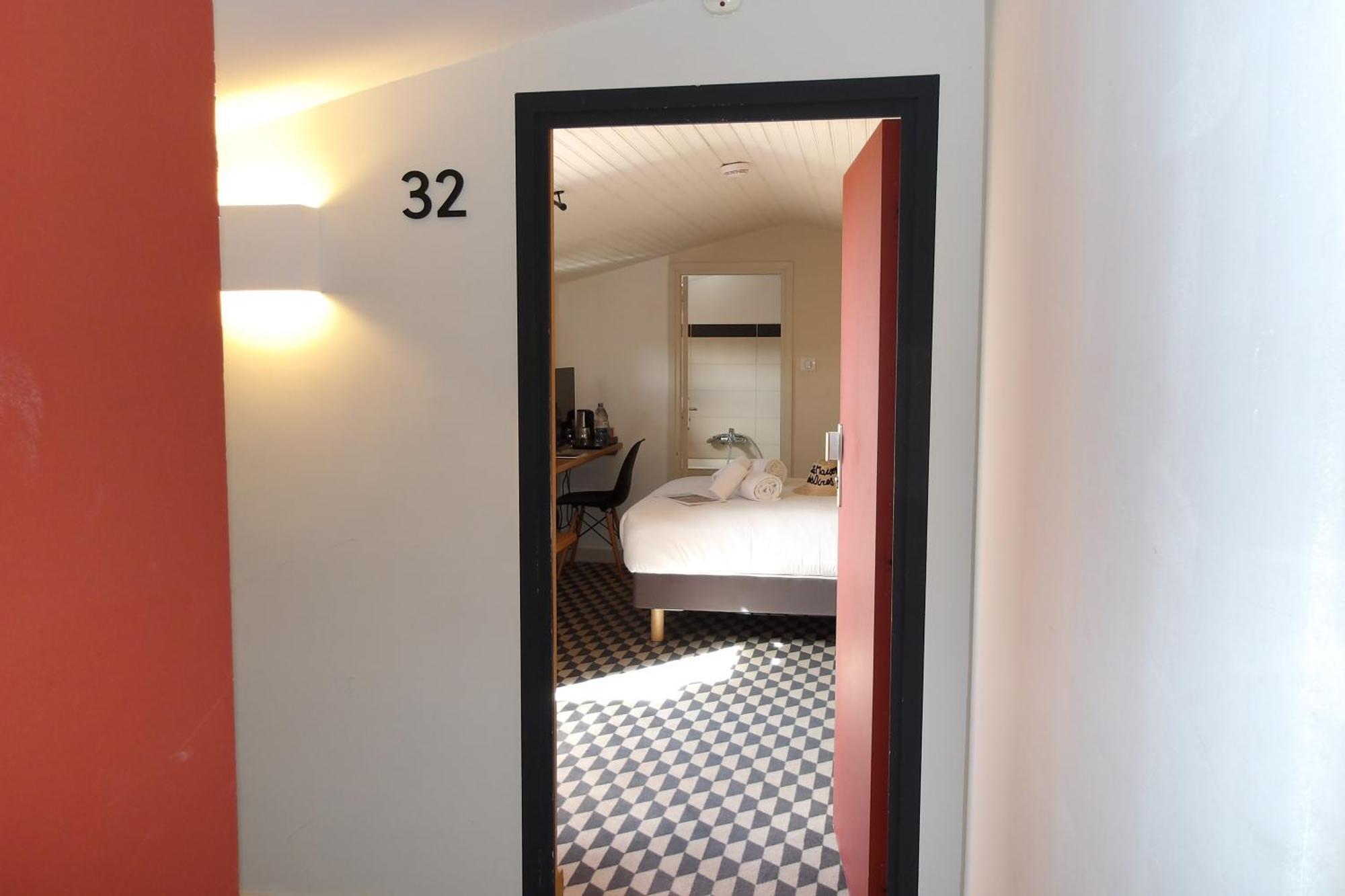 La Maison Des Ocres Hotel