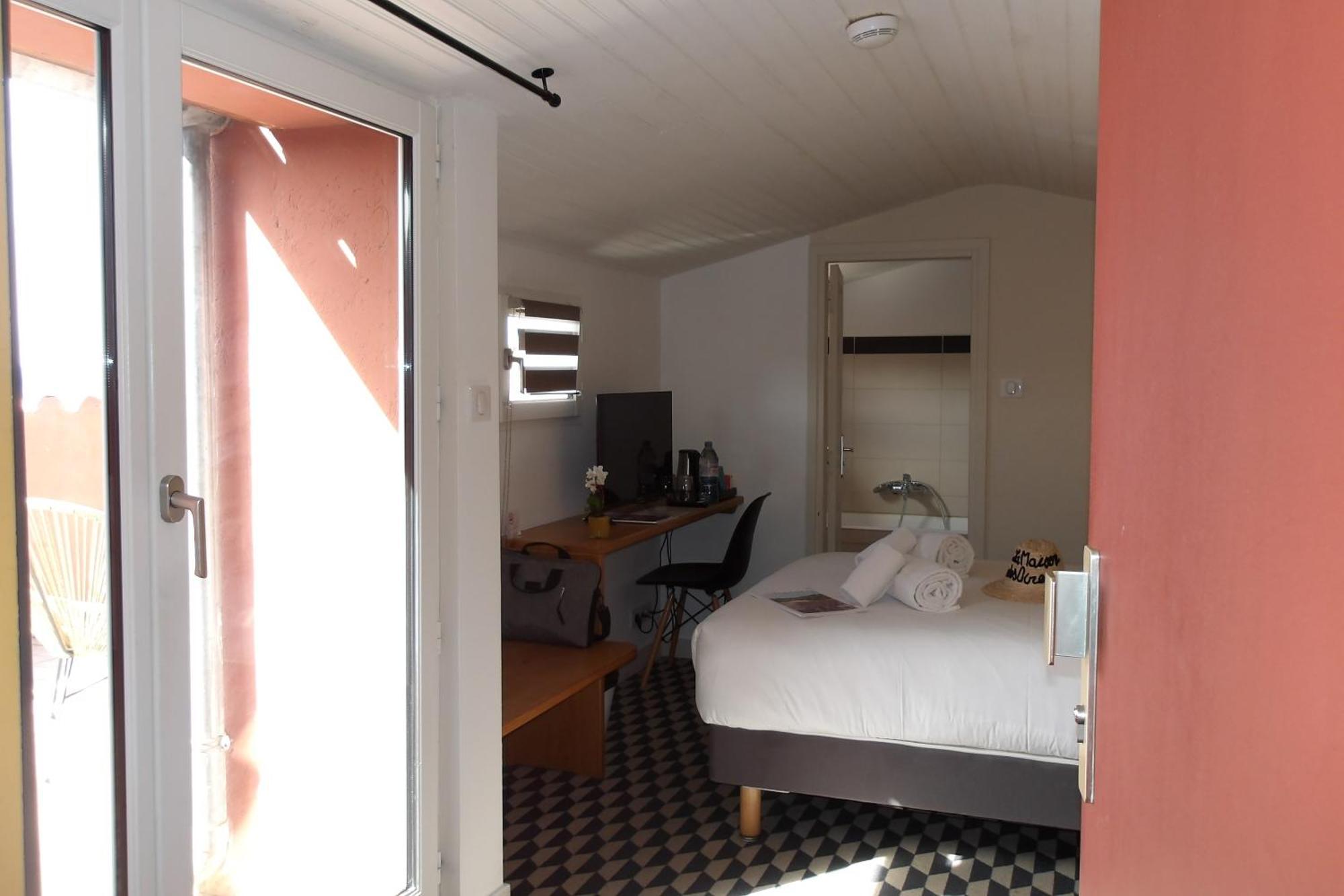 La Maison Des Ocres - Provence 3*