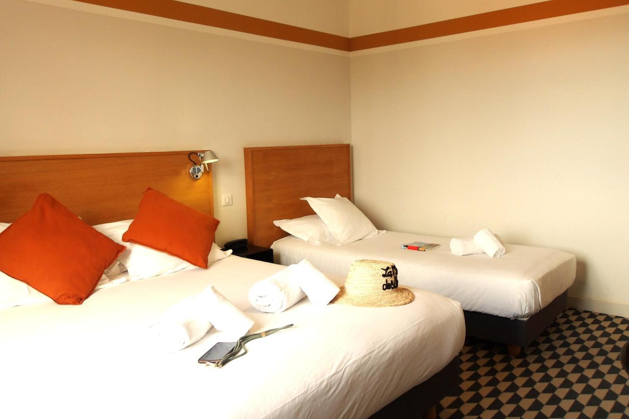 La Maison Des Ocres - Provence Hotel 3*