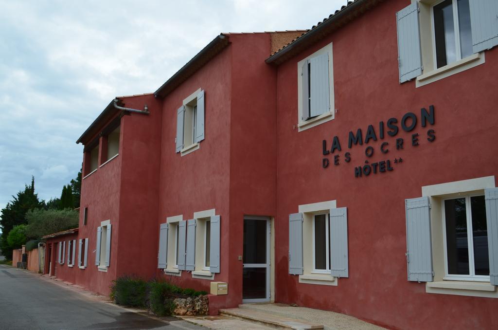 Hotel La Maison Des Ocres 3*